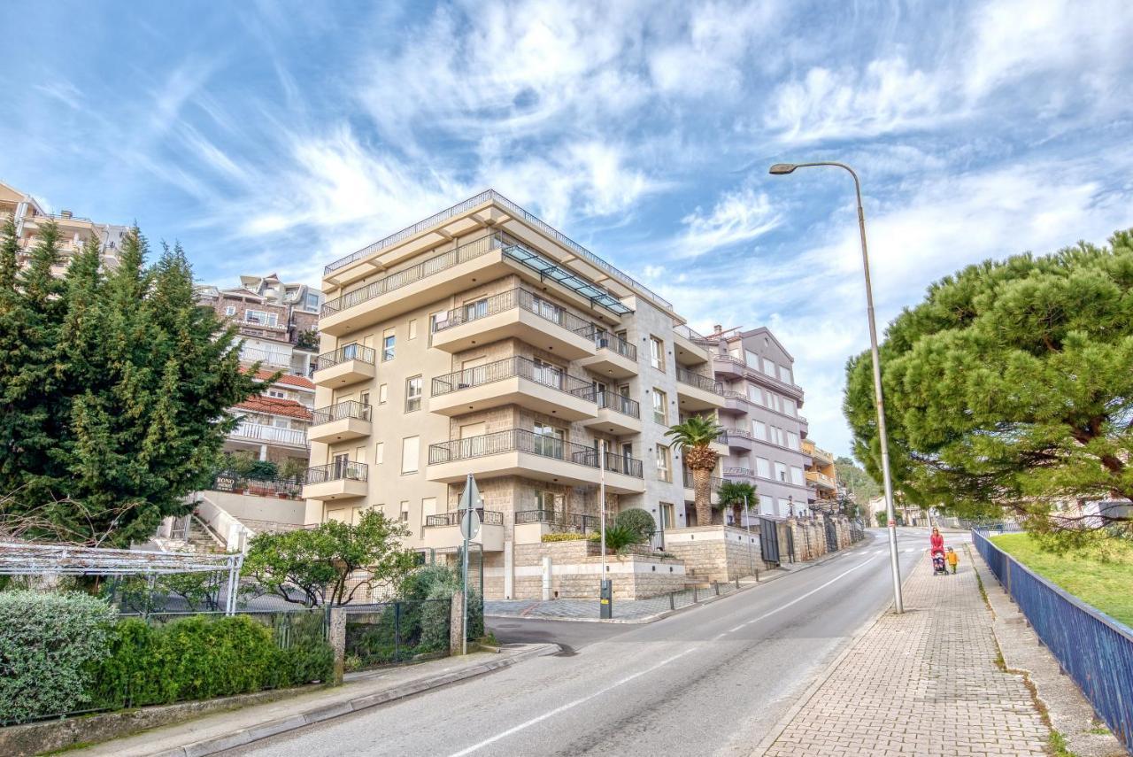 Ap Royal Oak - 2 Bedroom Apartment In Budva Luaran gambar