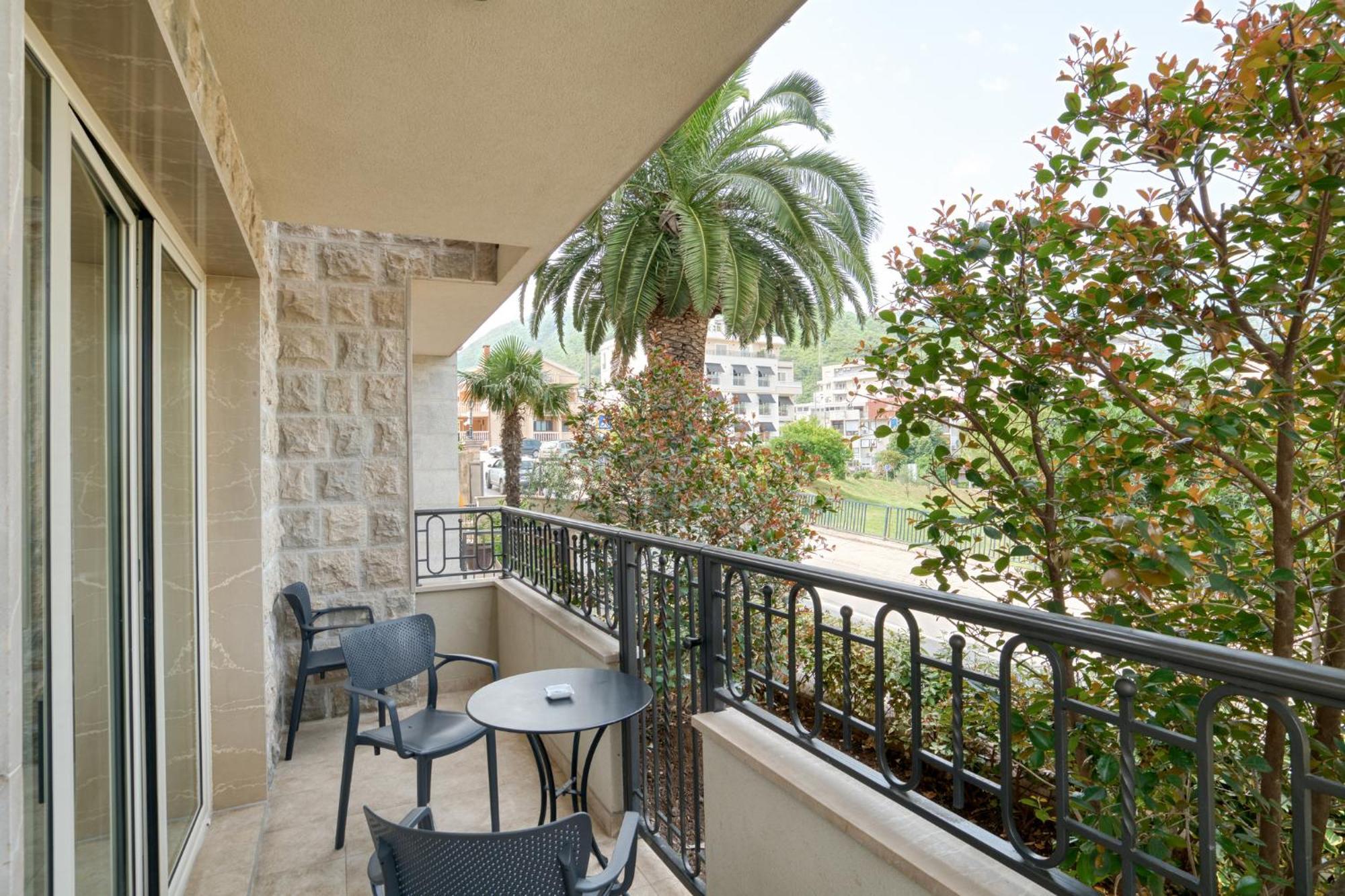 Ap Royal Oak - 2 Bedroom Apartment In Budva Luaran gambar